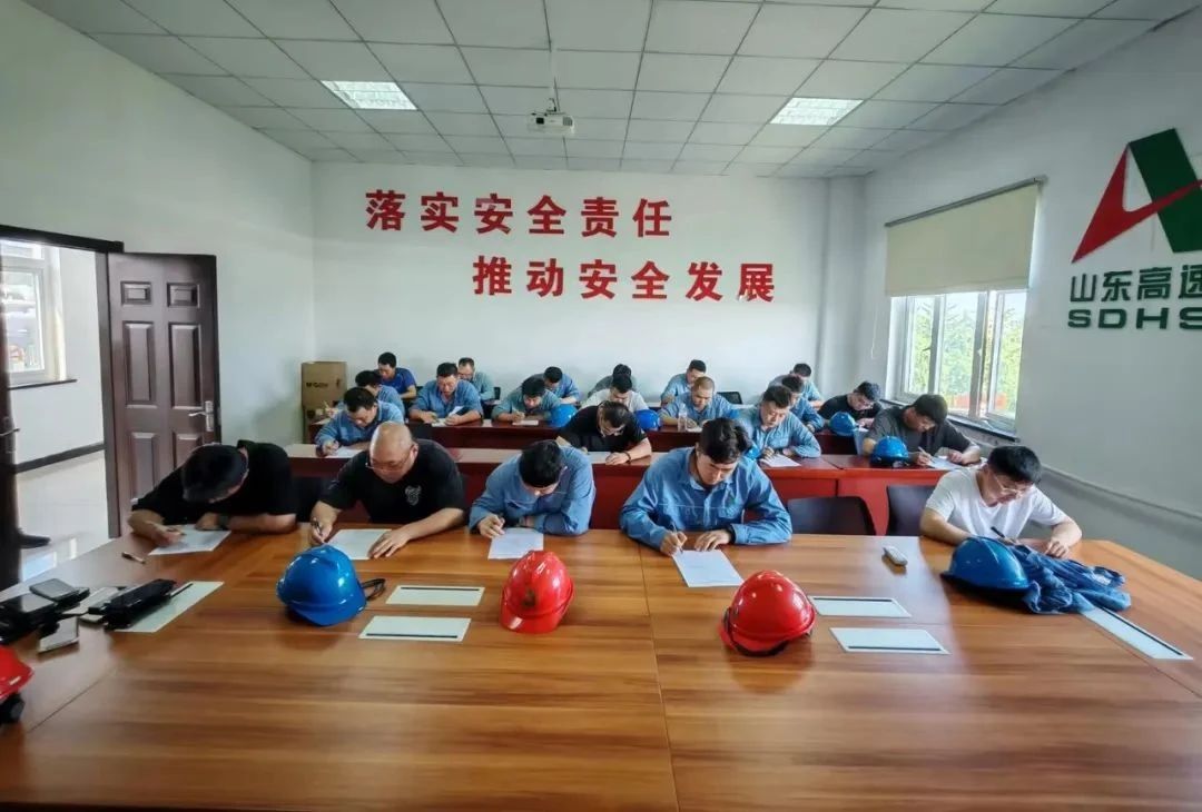 储运乐鱼网页版登录入口组织开展生产车间 “岗位大练兵、技能大比武”活动